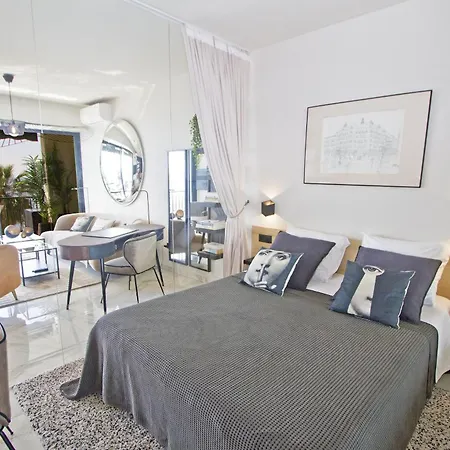 Luxury Flat Beachfront *