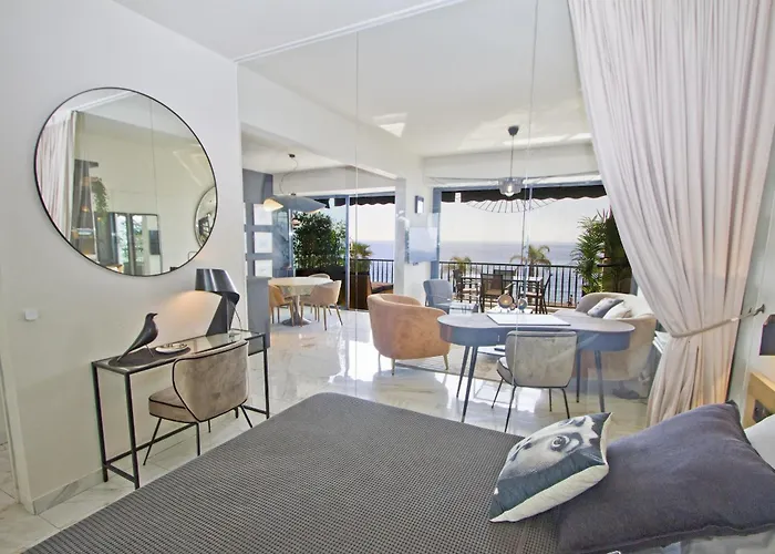 Luxury Flat Beachfront Apartment